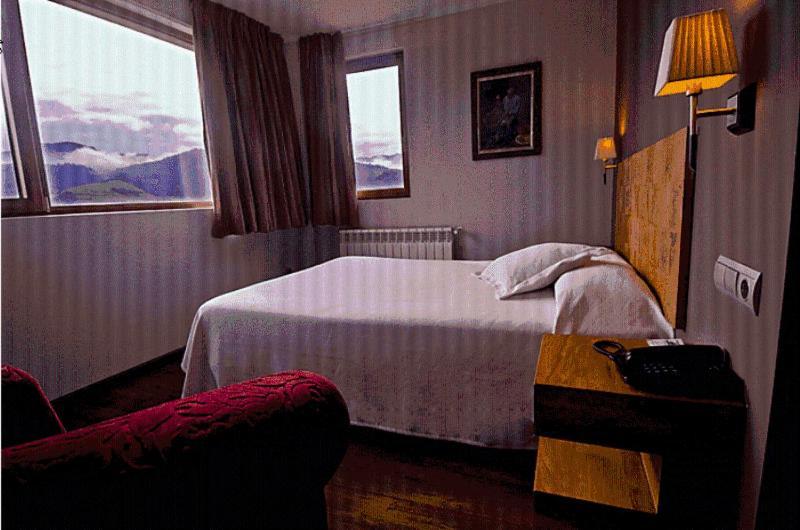 La Casona De Abamia Ξενοδοχείο Corao Εξωτερικό φωτογραφία